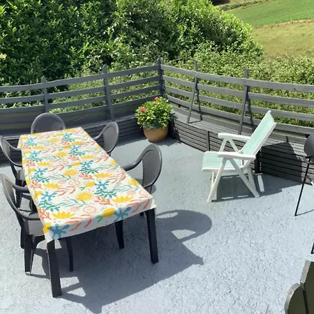 Walnut House Casa de Férias