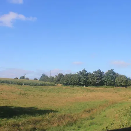 Walnut House * Viré